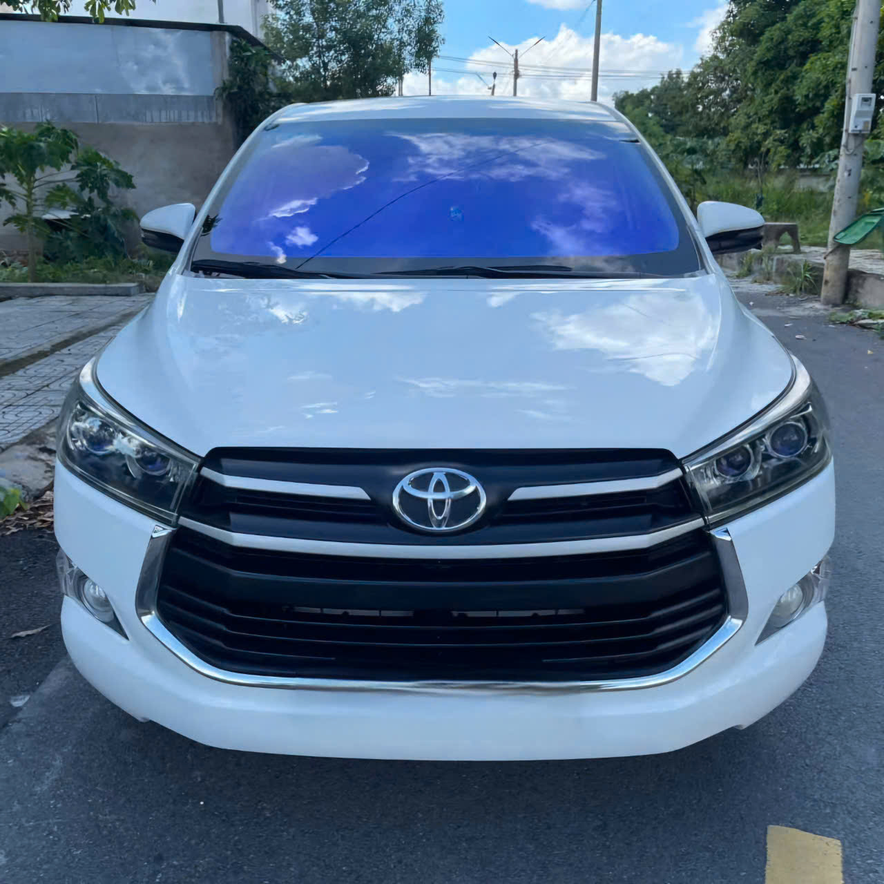 Toyota Innova 2018 2.0G bảo dưỡng đủ không dịch vụ